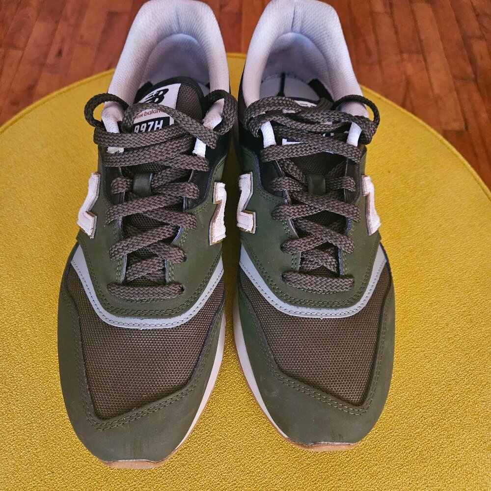 New Balance Women's 997H V1 Sneaker